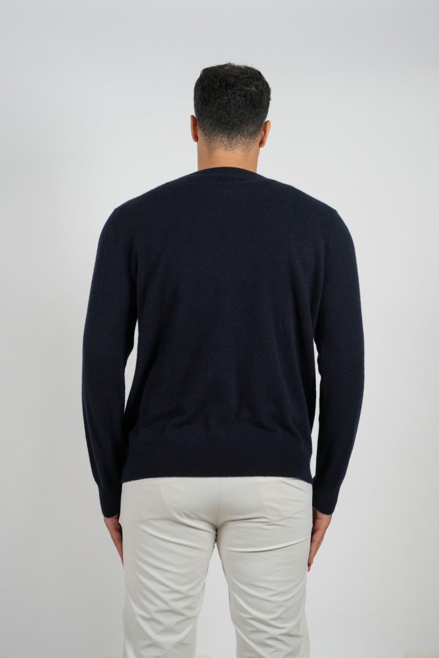 Wool Pullover Circle Neck - Black