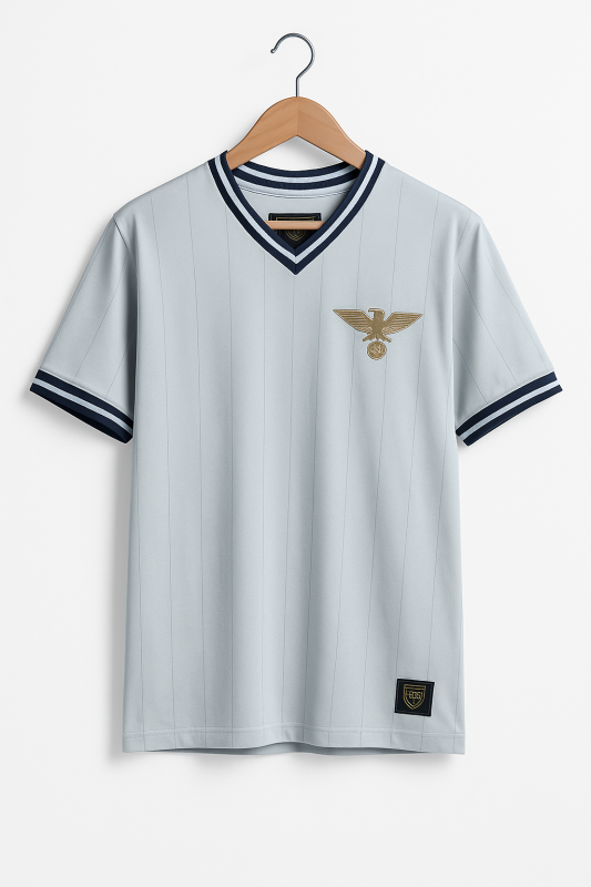 l'aquila - football town t-shirt