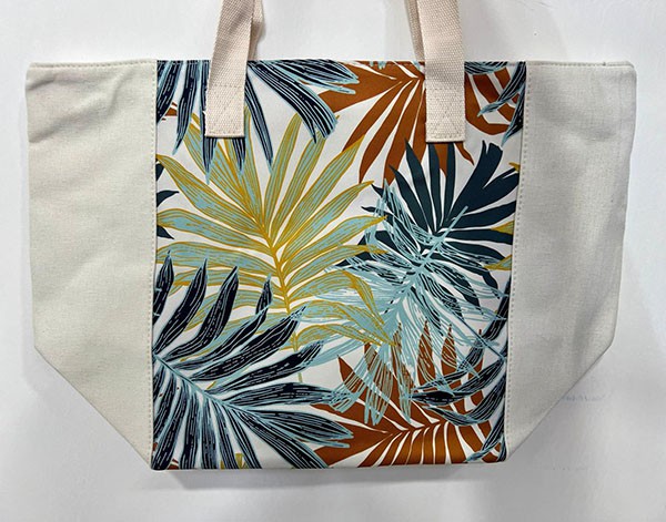 SUMMER BEACH BAGS- LEAF & WHITE