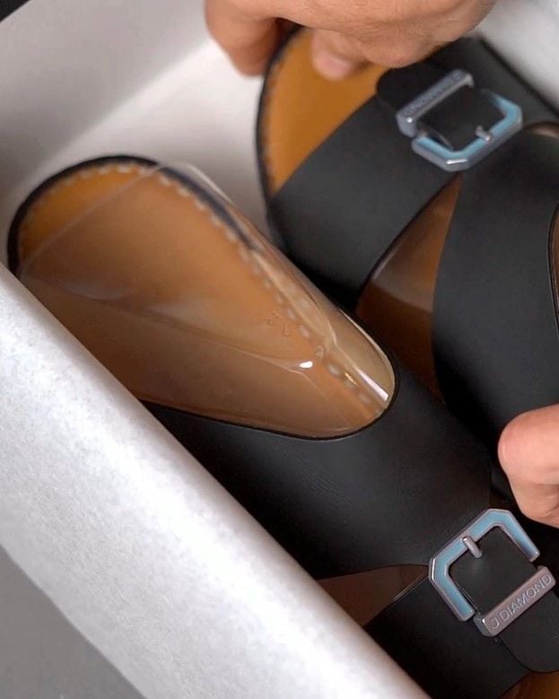 J-DIAMOND Signature Leather Sandals for Men – Premium Italian Leather