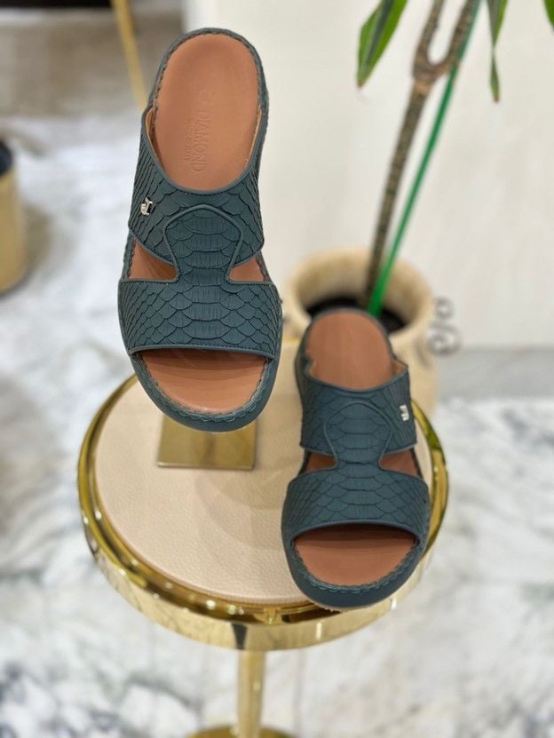 J-Diamond BRITISH GREEN CROWN Signature Python Shoes – Premium Italian Leather